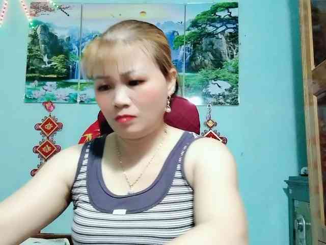Linhanhsex2k webcam
