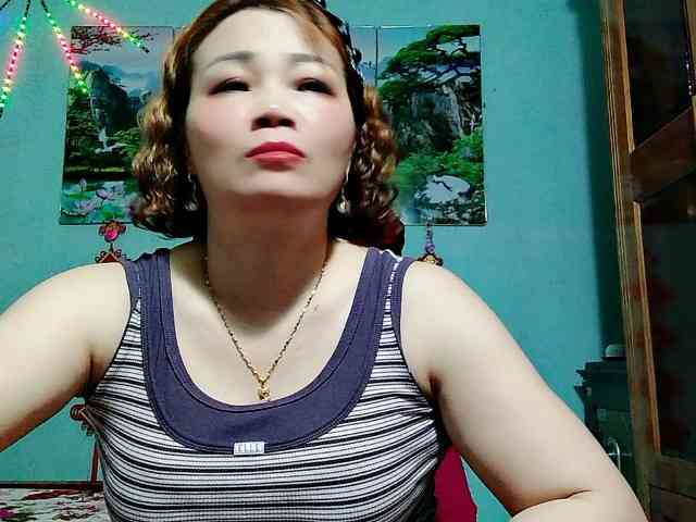 Linhanhsex2k webcam
