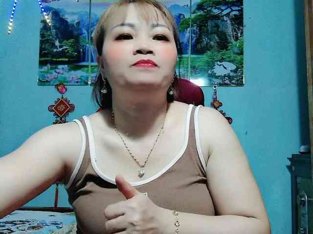 Linhanhsex2k webcam
