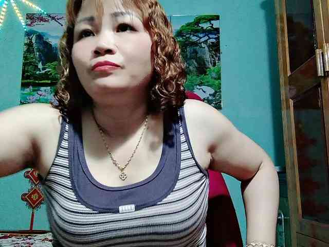 Linhanhsex2k webcam