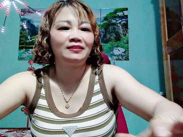 Linhanhsex2k webcam