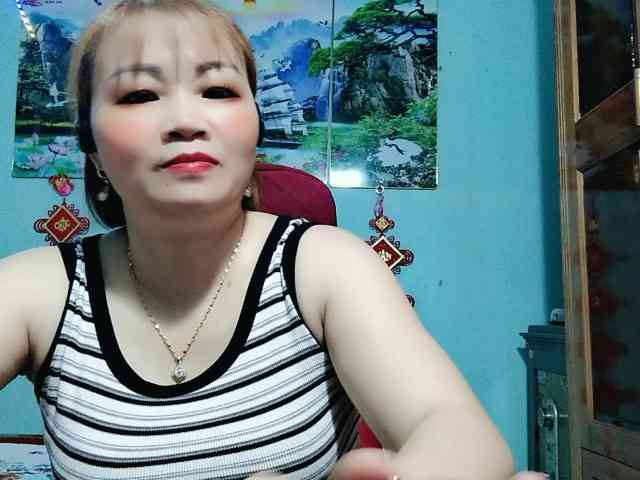 Linhanhsex2k Live Webcam on BongaCams