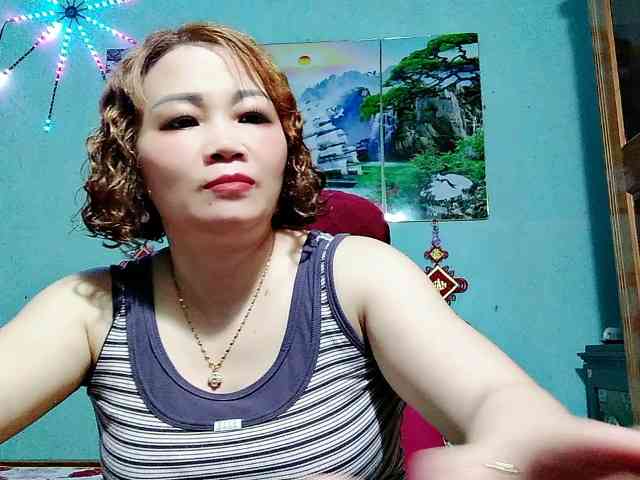 Linhanhsex2k webcam