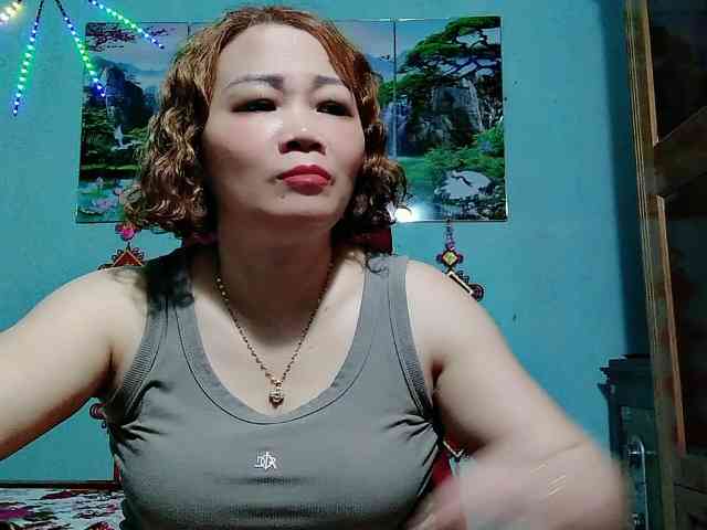 Linhanhsex2k webcam
