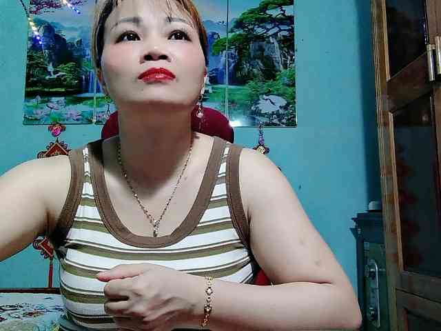 Linhanhsex2k webcam