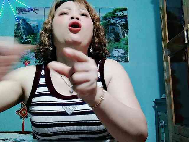 Linhanhsex2k webcam