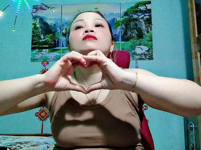 Linhanhsex2k webcam