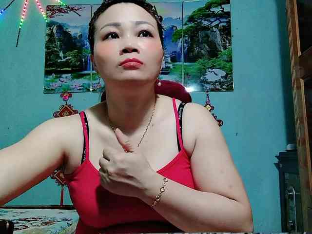 Linhanhsex2k webcam