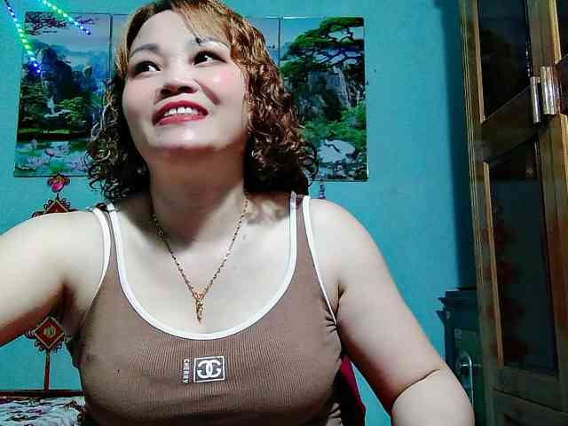 Linhanhsex2k webcam