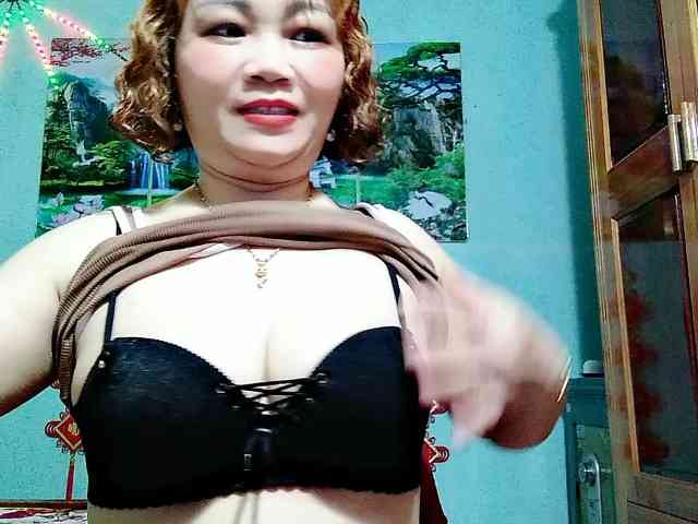 Linhanhsex2k webcam