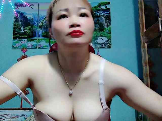 Linhanhsex2k webcam