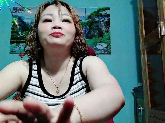 Linhanhsex2k webcam