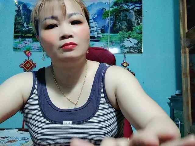 Linhanhsex2k webcam