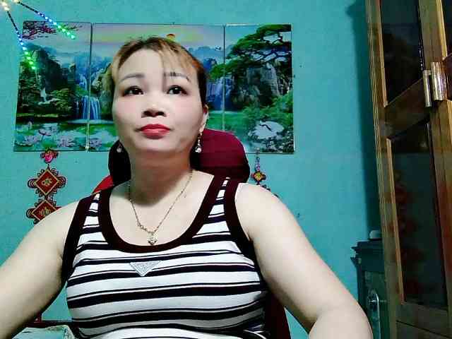 Linhanhsex2k webcam