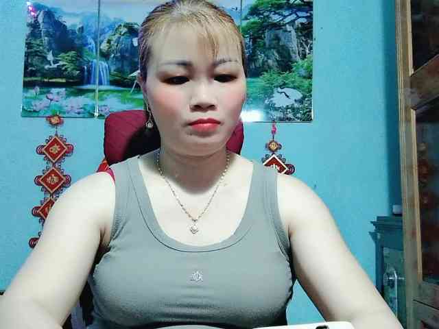 Linhanhsex2k webcam
