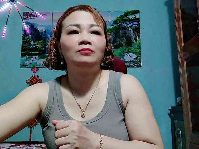 Linhanhsex2k webcam