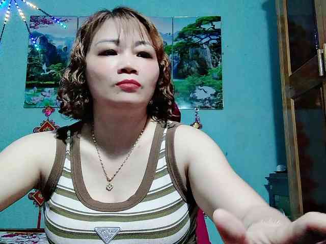 Linhanhsex2k webcam