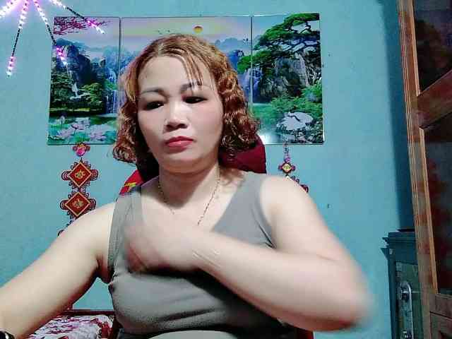 Linhanhsex2k webcam