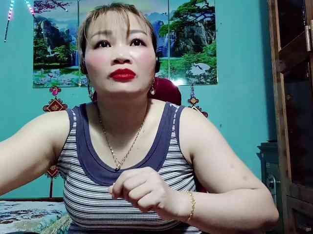 Linhanhsex2k webcam