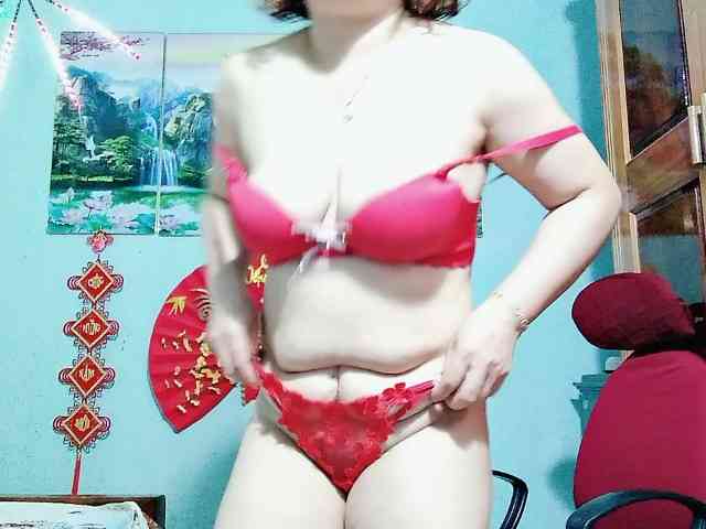 Linhanhsex2k webcam