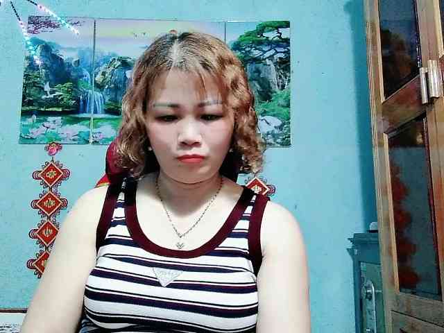 Linhanhsex2k webcam