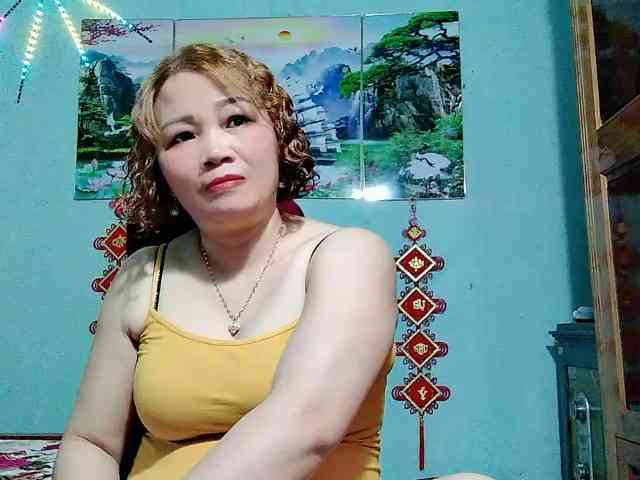 Linhanhsex2k webcam