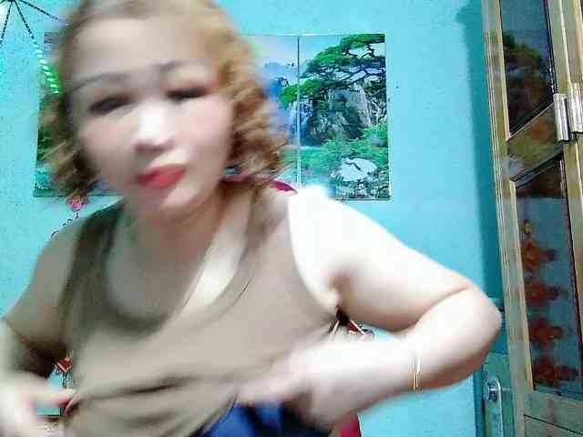 Linhanhsex2k webcam