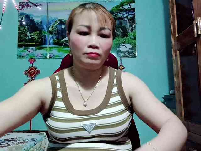 Linhanhsex2k webcam