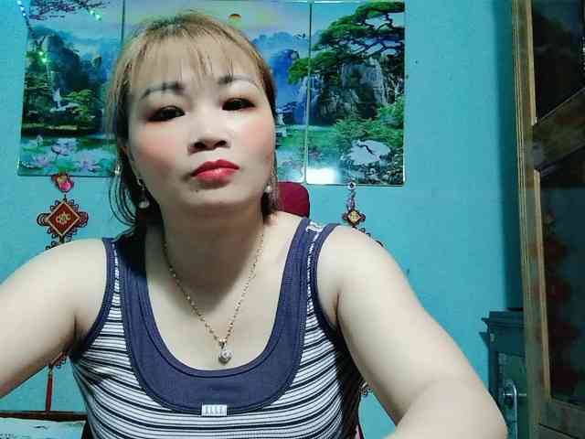Linhanhsex2k webcam