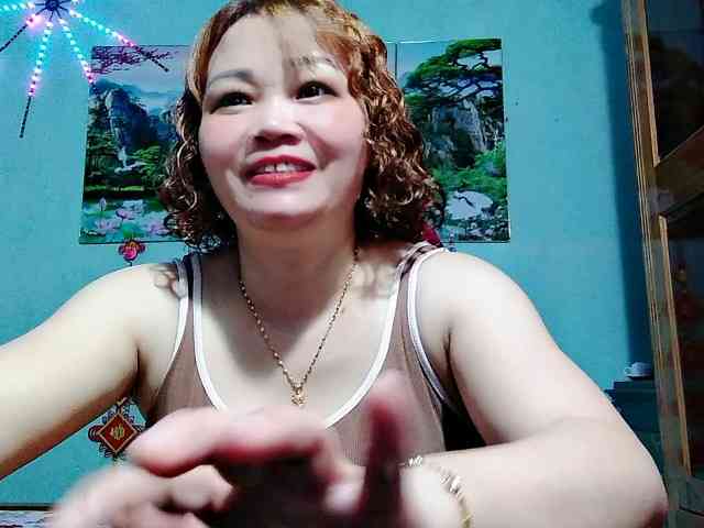 Linhanhsex2k webcam