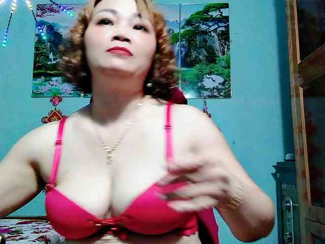 Linhanhsex2k webcam