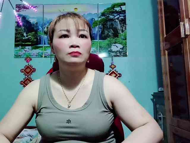 Linhanhsex2k webcam