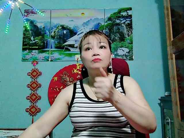 Linhanhsex2k webcam
