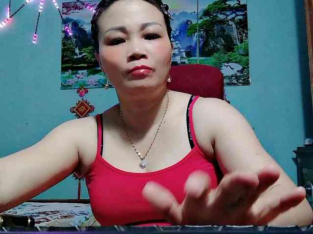 Linhanhsex2k webcam