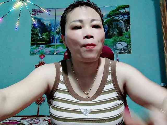 Linhanhsex2k webcam