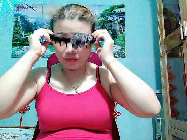Linhanhsex2k webcam