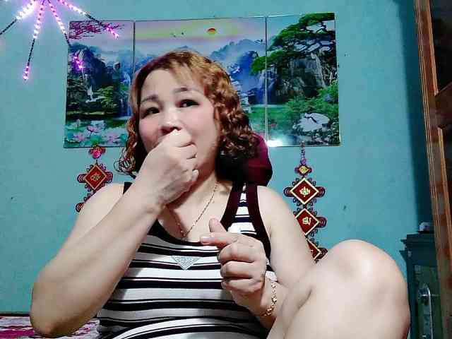 Linhanhsex2k webcam