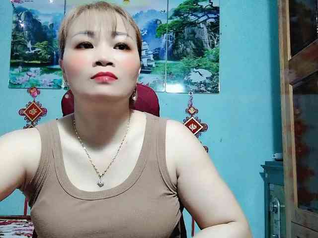 Linhanhsex2k webcam