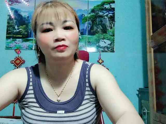Linhanhsex2k webcam