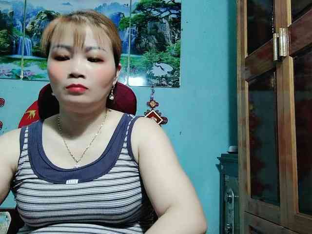 Linhanhsex2k webcam