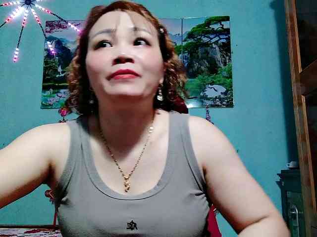 Linhanhsex2k webcam