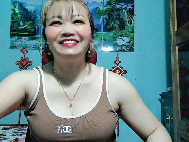 Linhanhsex2k webcam