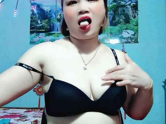 Linhanhsex2k webcam