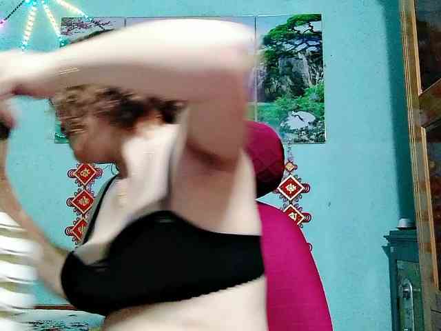 Linhanhsex2k webcam