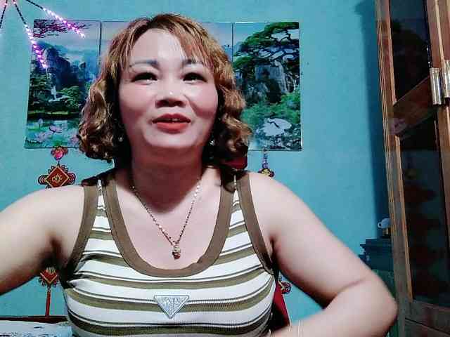 Linhanhsex2k webcam
