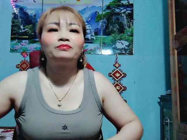 Linhanhsex2k webcam