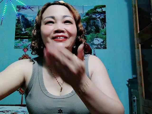 Linhanhsex2k webcam