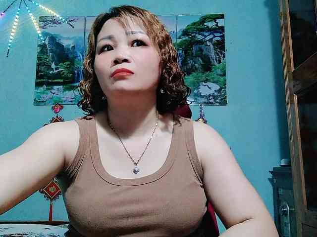 Linhanhsex2k webcam