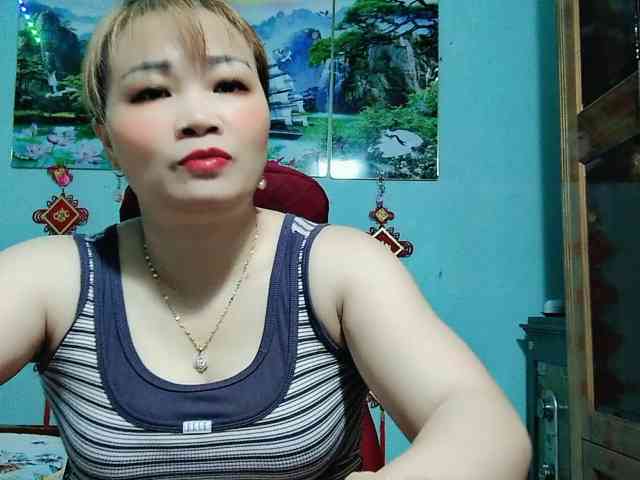 Linhanhsex2k webcam