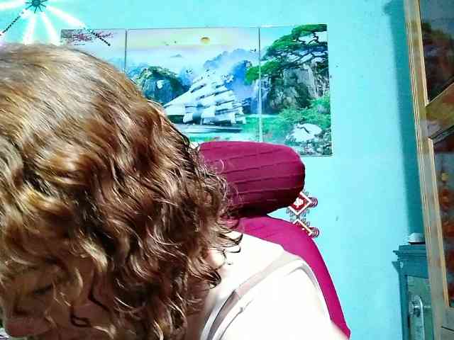 Linhanhsex2k webcam